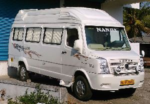 tempo traveller