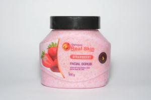 Glamsure Real Skin Strawberry Facial Scrub