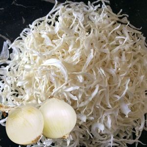 dehydrated white onion flake