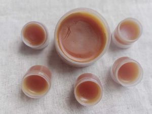 Javadhu Scented Paste