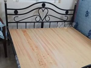 Used Steel Cot