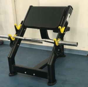 PREACHER CURL BENCH