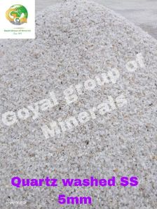 5mm Super Semi Washed Quartz Grits