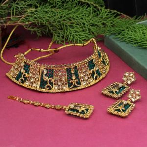 Green Color Choker Kundan Polki Necklace Set