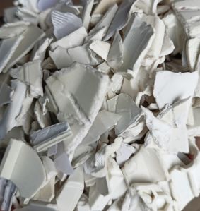 Milky White Polycarbonate Grinding Scrap