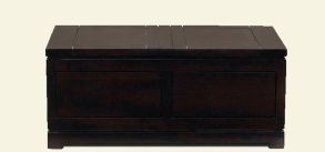 TR03 Wooden Trunk