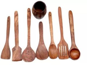 wooden kitchenware