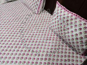 Green and Pink Flat Bed Sheet