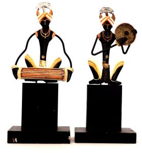 Set of 2 Wrought Iron Madia Madin Couple Playing Instrument Figurine