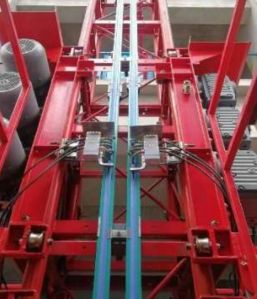 Bus bar system for construction hoist