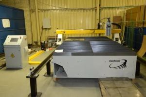 Plasma cutting extraction table