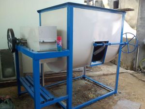 Animal Feed Mixer