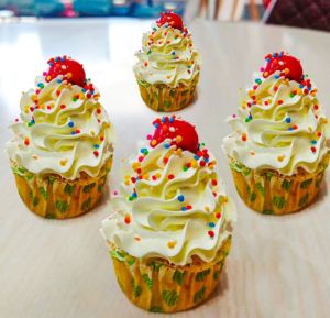 Sprinkles for Cake Decorating Edible Cake India | Ubuy