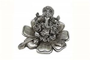 Silver Kamal Ganesha Statue