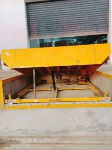 Hydraulic Dock Leveler