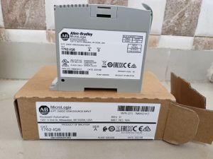 allen bradley 1762-iq8 plc