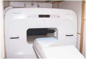 HITACHI MRI MACHINE - MODEL : MRP 7000