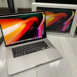 Apple MacBooks Pro 16 Inch 512GB 1TB Laptops 2.6GHz i9 Touch Bar