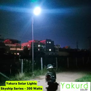 Yakura Solar Street Light 200watts