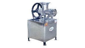 Meat Mincer Machine