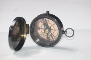 Nautical Pocket Compass