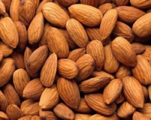 Almond Nuts