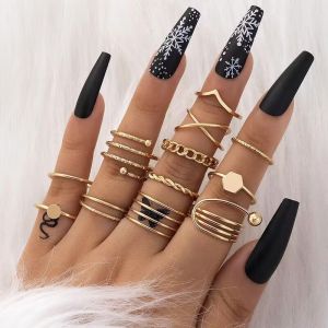 Ladies Finger Rings