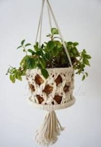 PH109 Macrame Plant Hanger