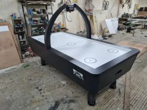 Air Hockey Table