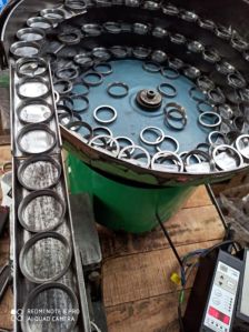 Vibratory Bowl Feeder