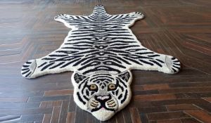 White Tiger Hand Tufted Wool Carpet