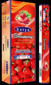 Satya Strawberry Incense Sticks