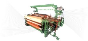 automatic shuttle loom