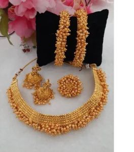 High Gold Necklace Set