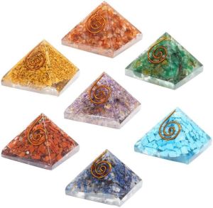 7 Chakra Pyramid Set