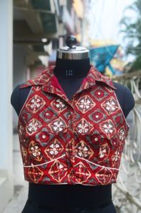 Ladies Designer Sleeveless Handwork Blouse