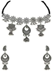 CNB31417 Silver Finish Oxidised Necklace Set