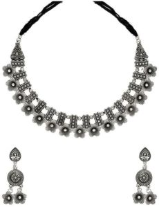 CNB31445 Silver Finish Oxidised Necklace Set