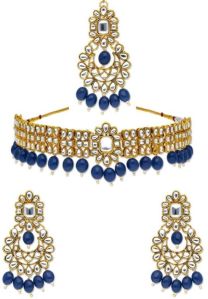 CNB32597 Gold Finish Kundan Choker Necklace Set