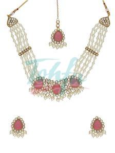 CNB34896 Gold Finish Kundan Necklace Set