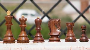 K007 Russian Zebra Wooden Chess Pieces