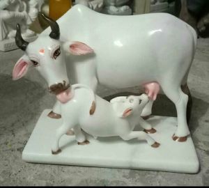 Marble Cow & Calf Satue