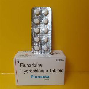 Flunarizine 5 mg hydrochloride tablets Flunesta
