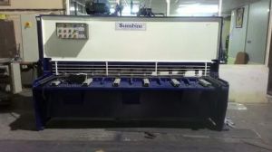 sheet metal cutting machine