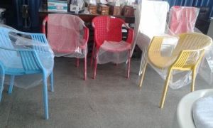 Varmora Plastic Chair