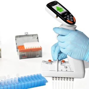 electronic pipette