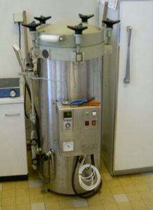 Vertical Autoclave Sterilizer