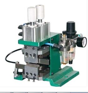 Vertical Core Wire Stripping Machine with Conductor Twisting