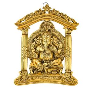 golden ganesha statue