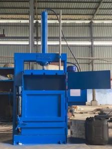 Vertical Baler Machine